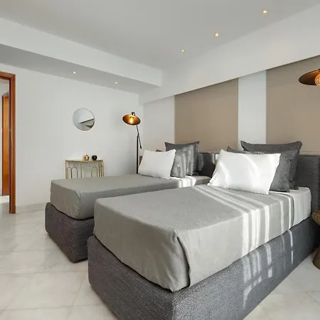 Hamilton Elite Penthouse Apartmán